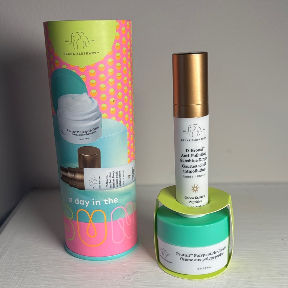 Drunk Elephant Bright Skincare Duo ‘a day in the sun’ in Vibrant Tube